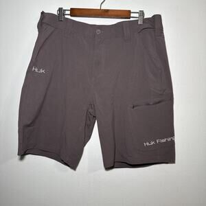 Huk Next Level NXTLVL 10.5" Inseam Gray Performance Fishing Shorts Men's Size XL